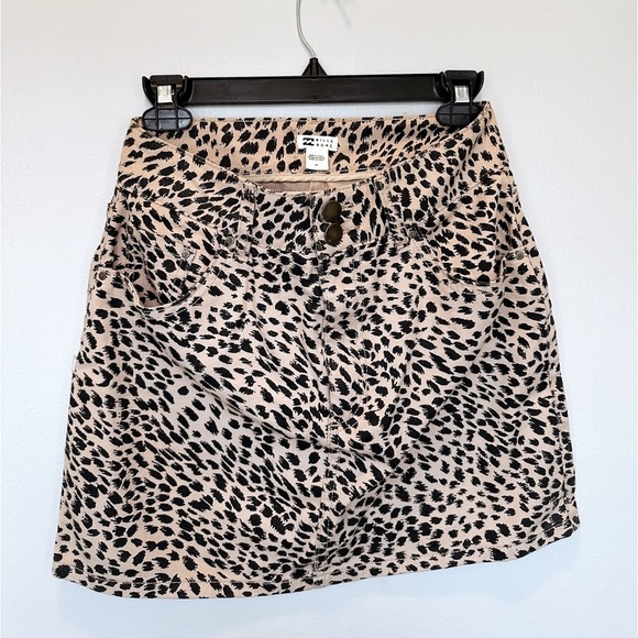 Billabong According To Print Denim Skirt leopard - Picture 1 of 6